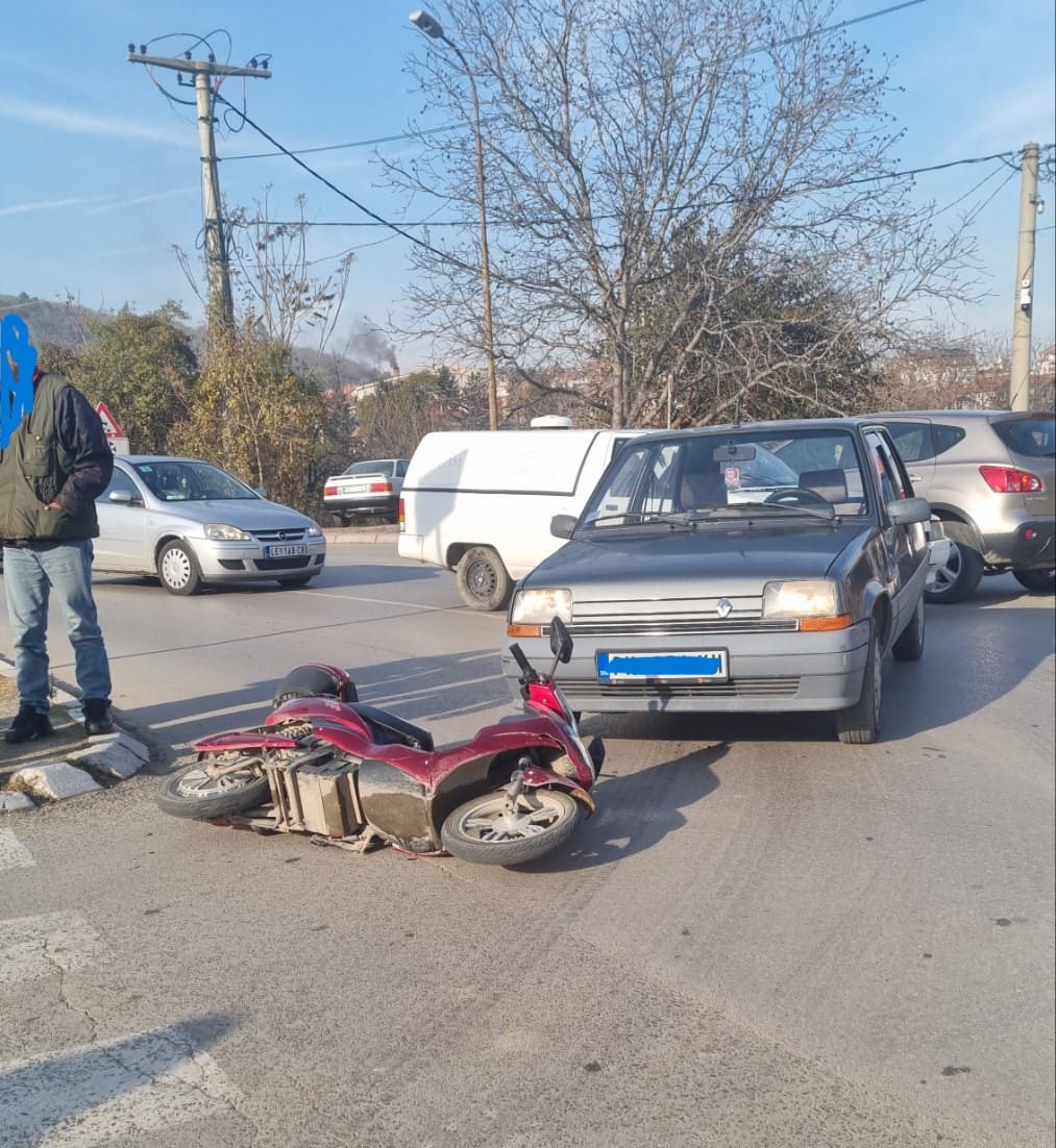 Oboren motociklista kod Autobuske stanice